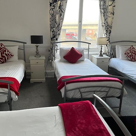 The Angerstein Hotel London Bagian luar foto
