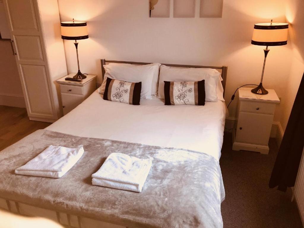 The Angerstein Hotel London Bagian luar foto