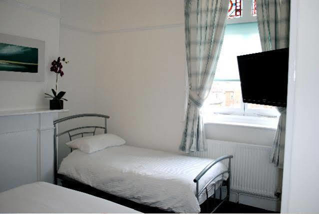 The Angerstein Hotel London Bagian luar foto